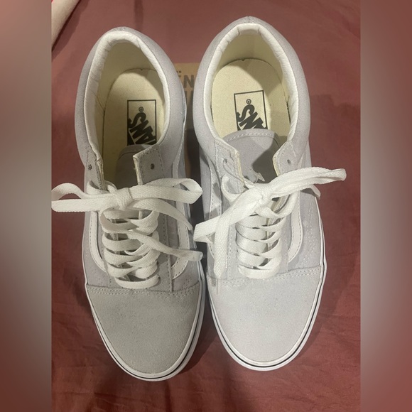 Classic Vans - Picture 3 of 6